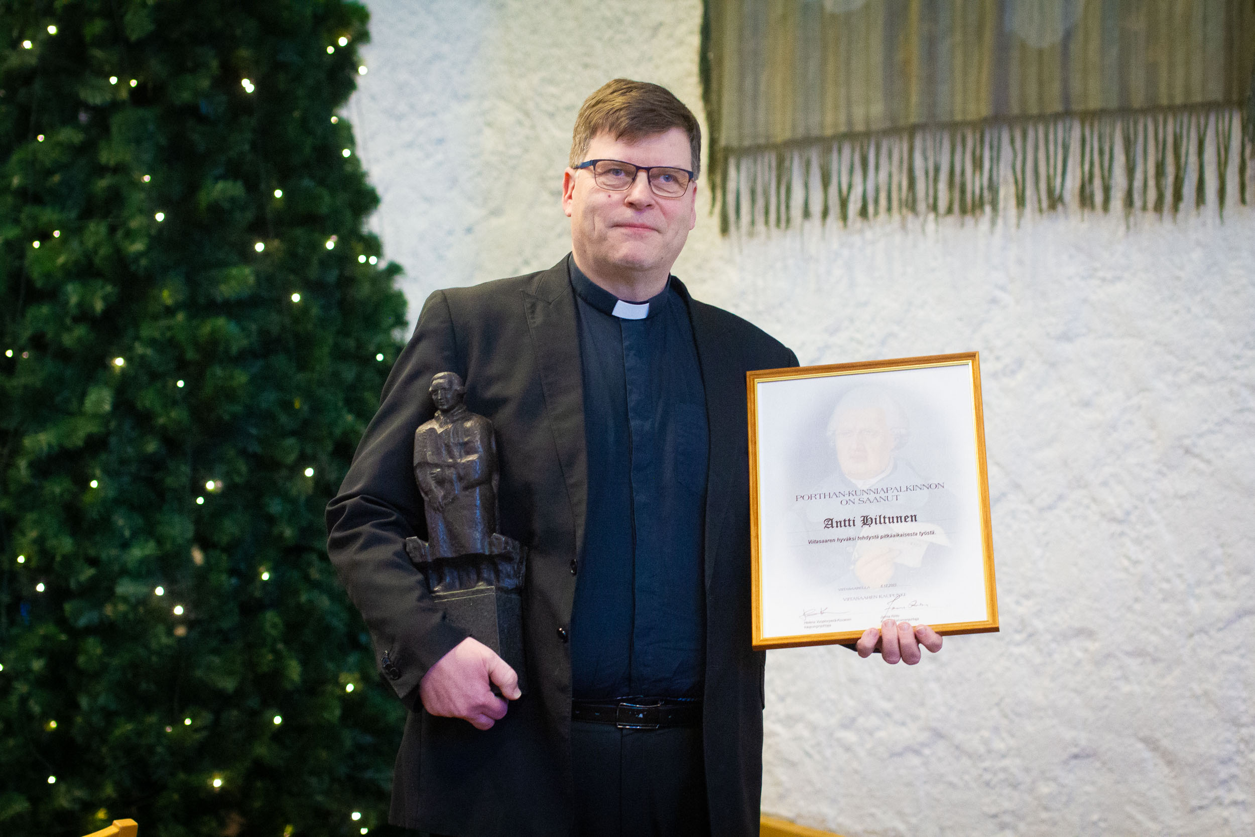 H. G. Porthan -kunniapalkinnon myönnettiin vuonna 2023 Antti Hiltuselle.